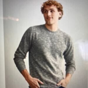 Banana Republic Mens Crew Neck Marled Gray Sweater Sz Medium